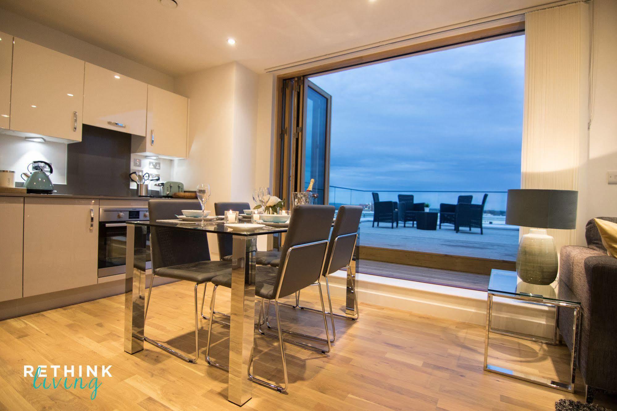 The Penthouse At Hewitt 호텔 독서 외부 사진